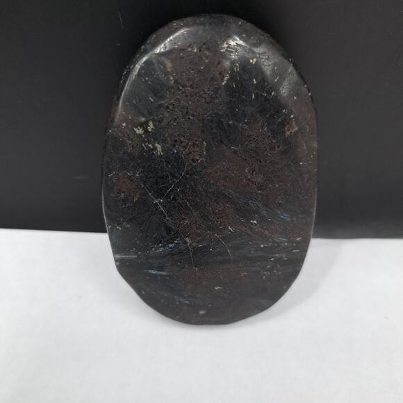 117G Natural Astrophyllite Garnet Firework Quartz Healing Palm Stone - Picture 3 of 5